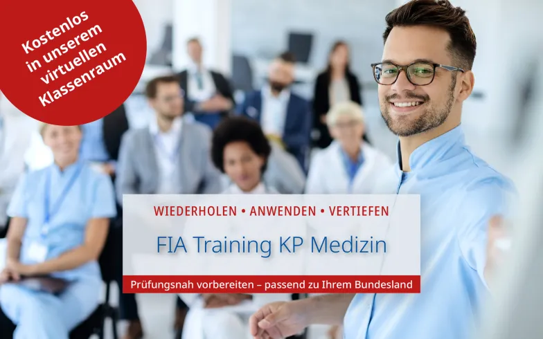 Einleitungsbild zur Veranstaltungsreihe „FIA Training KP Medizin“: Ein gut gelaunter Arzt hält vor einer Gruppe von Kollegen einen Vortrag